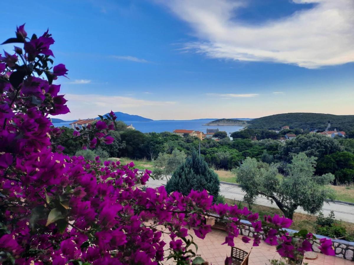 Hotel Zlatni Lav Martinšćica Εξωτερικό φωτογραφία