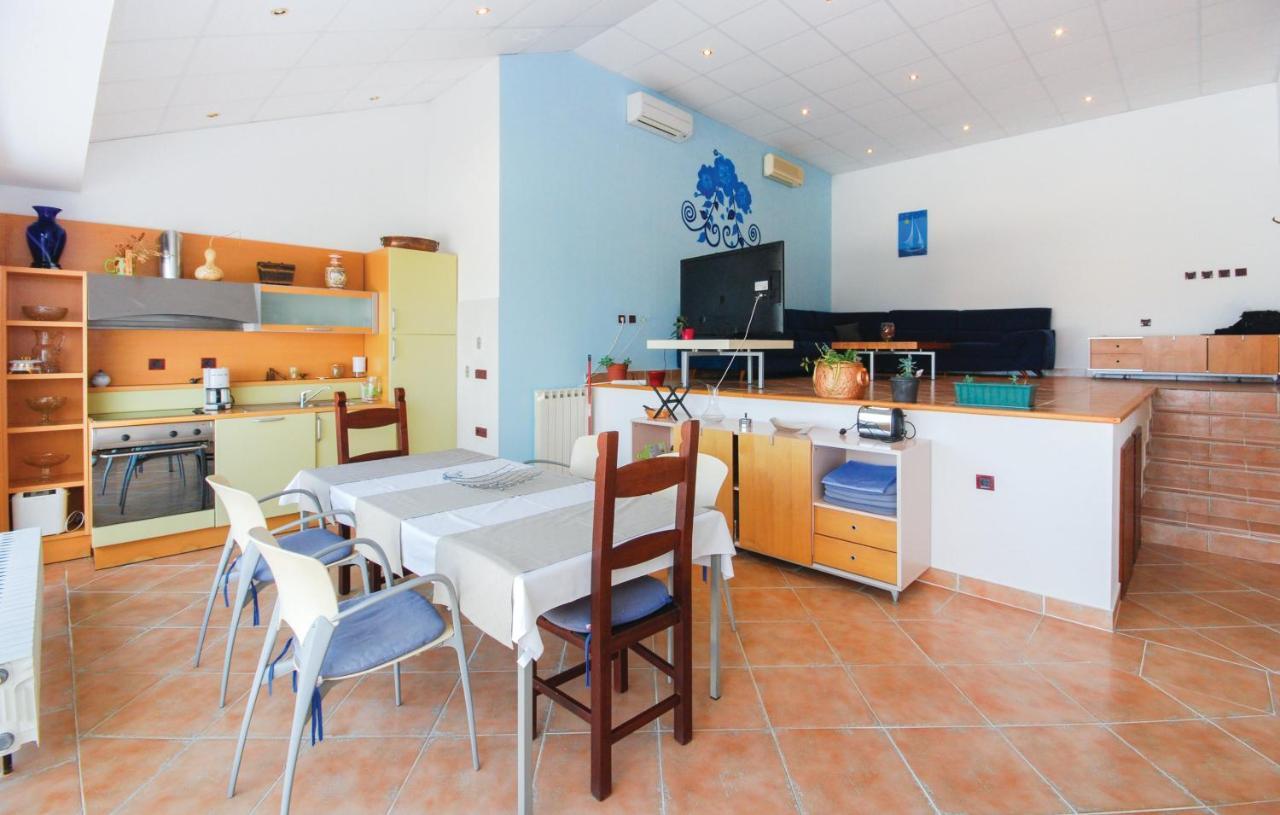 Hotel Zlatni Lav Martinšćica Εξωτερικό φωτογραφία
