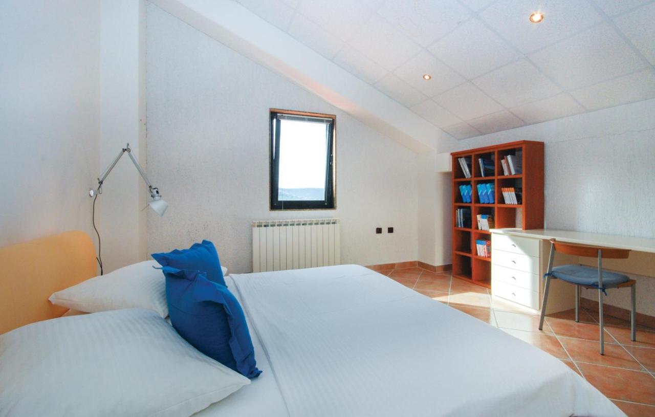 Hotel Zlatni Lav Martinšćica Εξωτερικό φωτογραφία