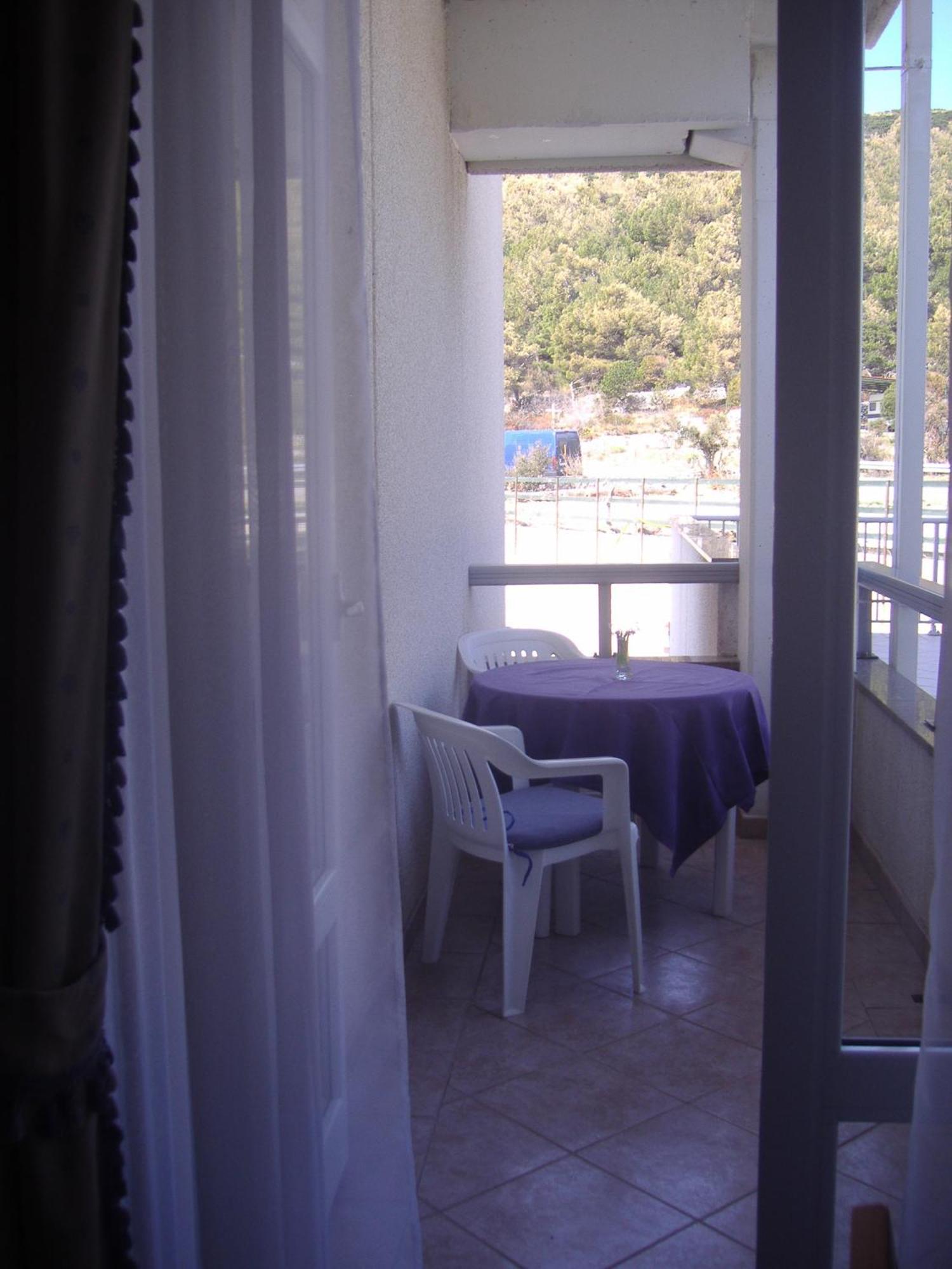 Hotel Zlatni Lav Martinšćica Εξωτερικό φωτογραφία