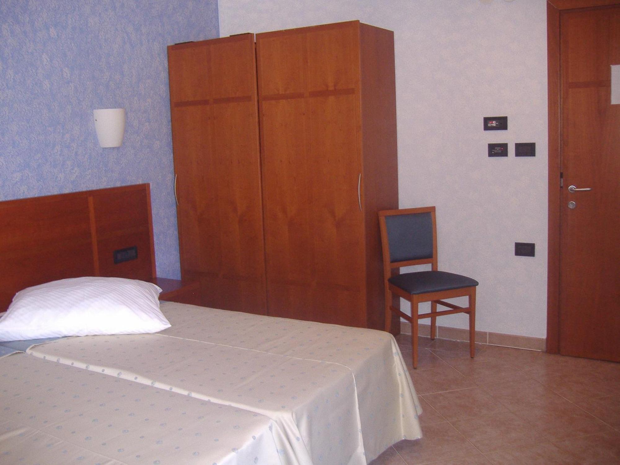 Hotel Zlatni Lav Martinšćica Εξωτερικό φωτογραφία