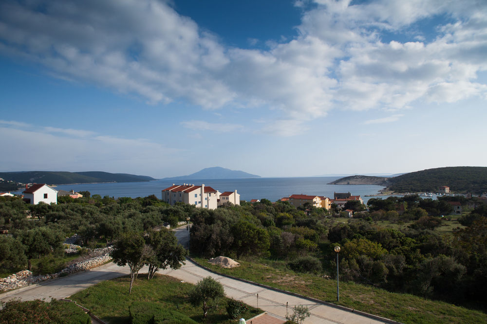 Hotel Zlatni Lav Martinšćica Εξωτερικό φωτογραφία