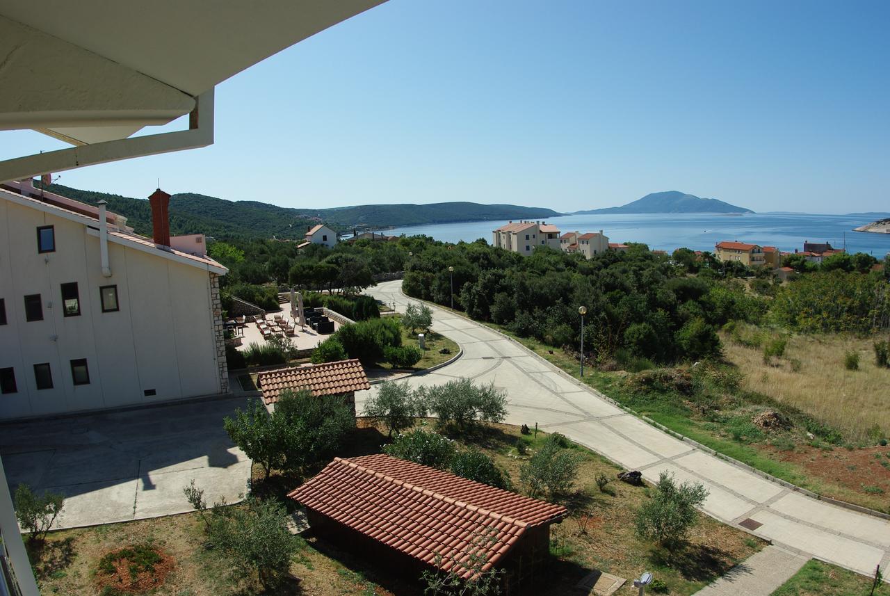 Hotel Zlatni Lav Martinšćica Εξωτερικό φωτογραφία